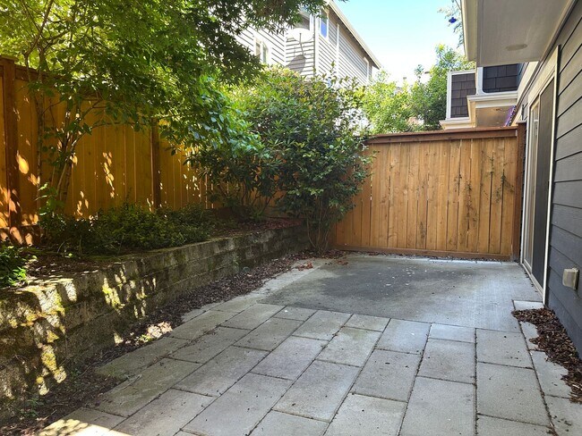 Foto del edificio - Ballard Perfection - 3 bed/3.5 Bath Update...
