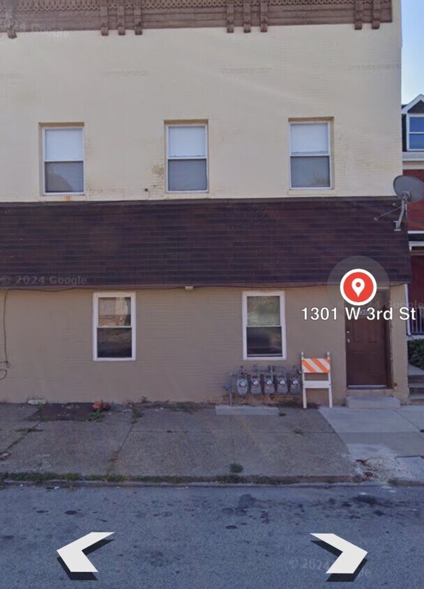Building Photo - 1301 W 3rd St