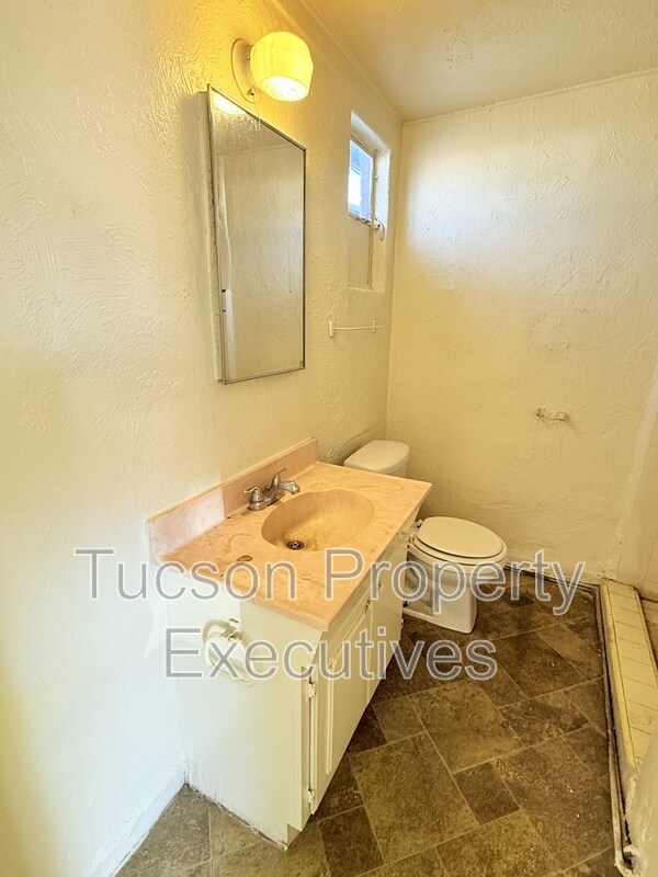 Foto del edificio - 3274 E Benson Hwy