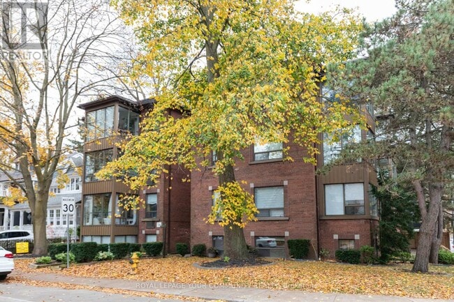 Building Photo - 38 Leuty Ave