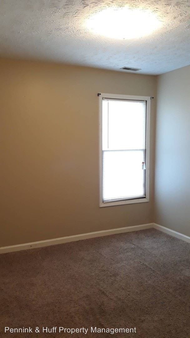 Building Photo - 3 br, 2 bath House - 252 Northwoods Drive