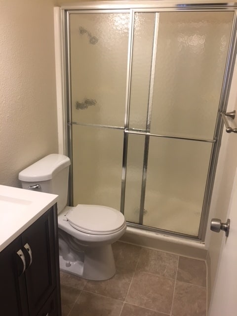 Building Photo - Single story 4/2bath home with large patio...