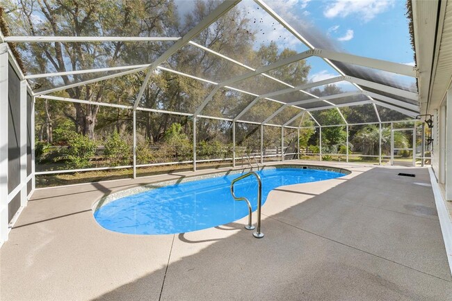 Foto del edificio - 1205 Bower Ln