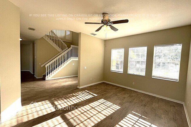 Building Photo - 19922 Tamiami Ave
