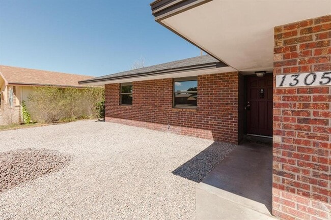 Foto del edificio - Cute, Clean Brick Home