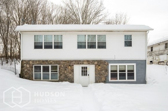 Primary Photo - 430 Hemlock Rd