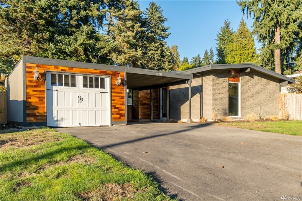 Primary Photo - 16218 SE 8th St