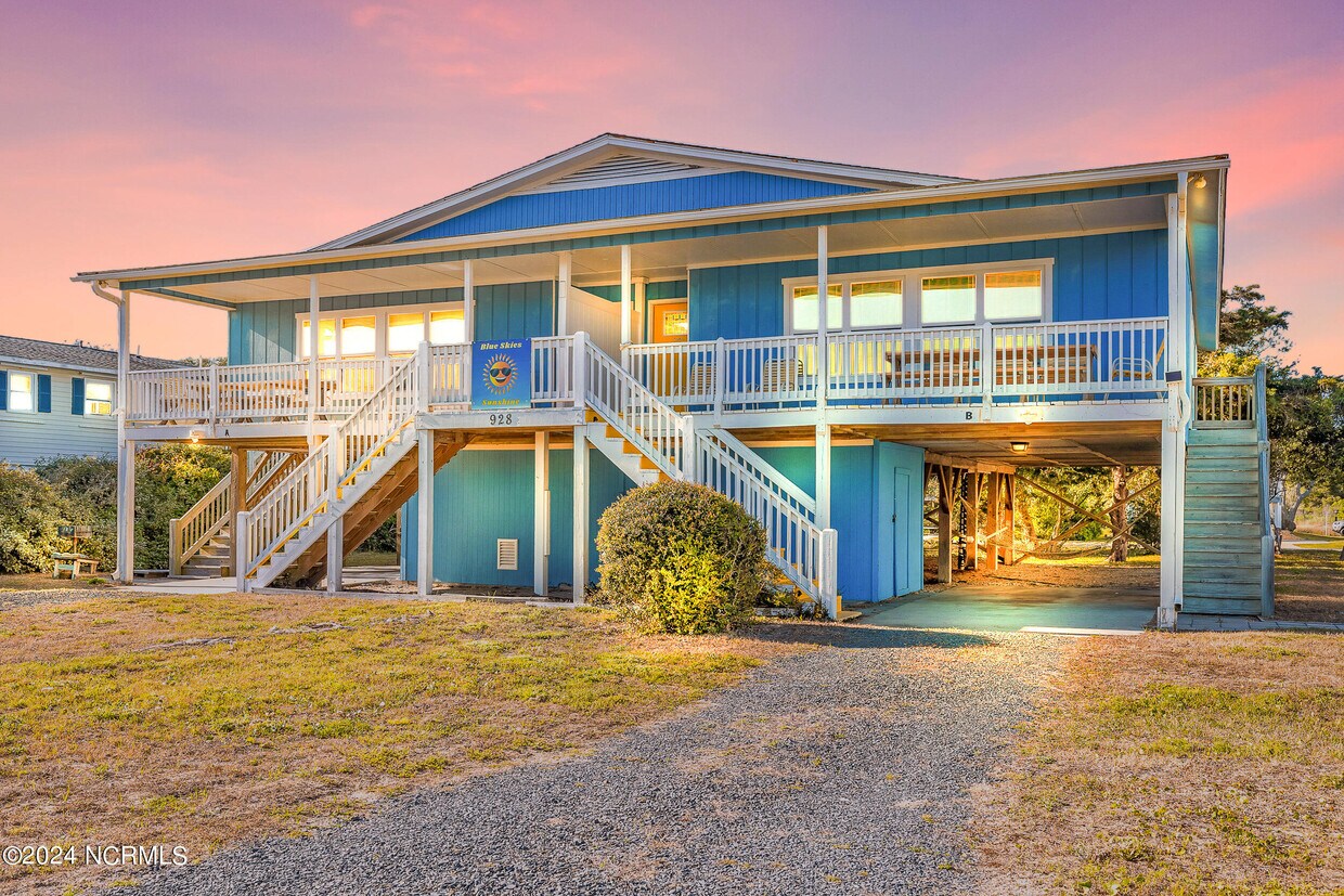 Foto principal - 928 E Dolphin Dr