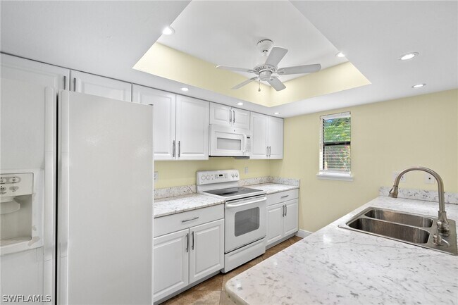 Foto del edificio - 3212 SE 1st Ct