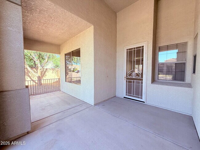 Building Photo - 1860 E Woodsman Pl