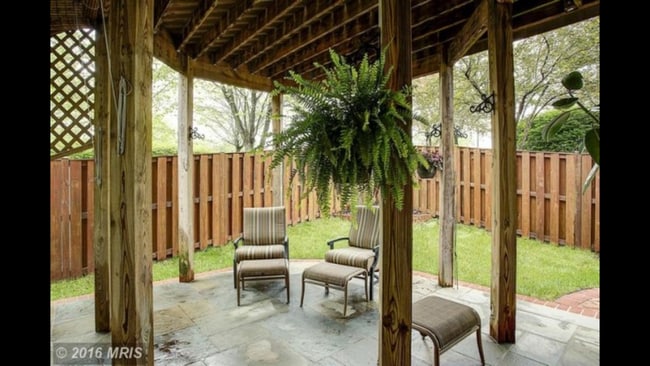 Building Photo - 20926 Cheyenne Terrace