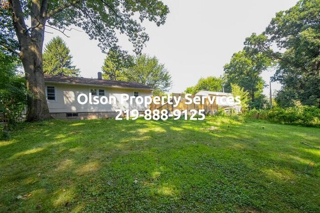 Foto del edificio - 6215 Glen Dr