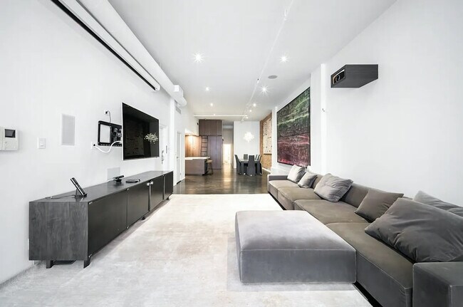 Foto del edificio - 20 E 17th St