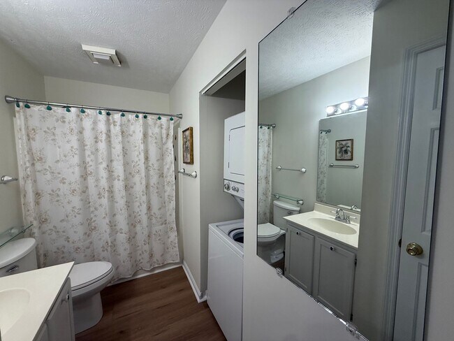 Foto del edificio - 673 Tupelo Ln