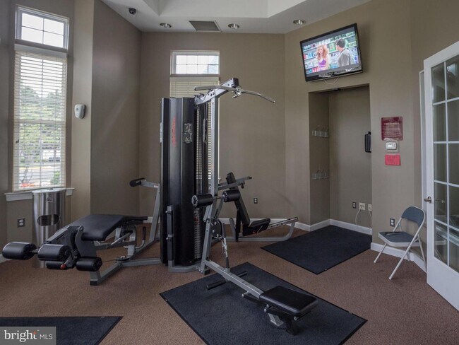 Building Photo - 12140 Garden Grove Cir