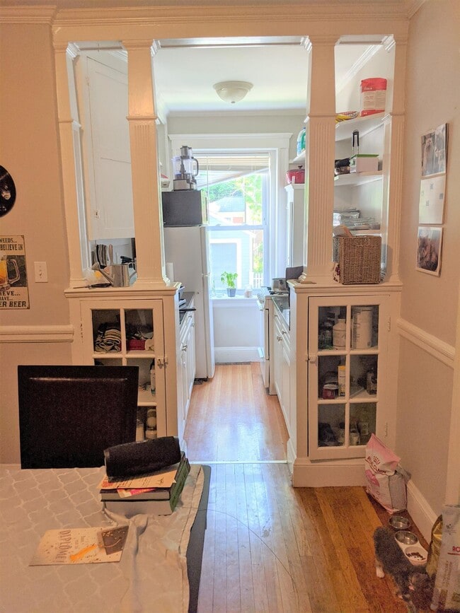 Building Photo - 1 Gray St