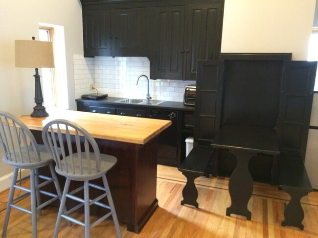 Photo - Yorkway Place Apartment