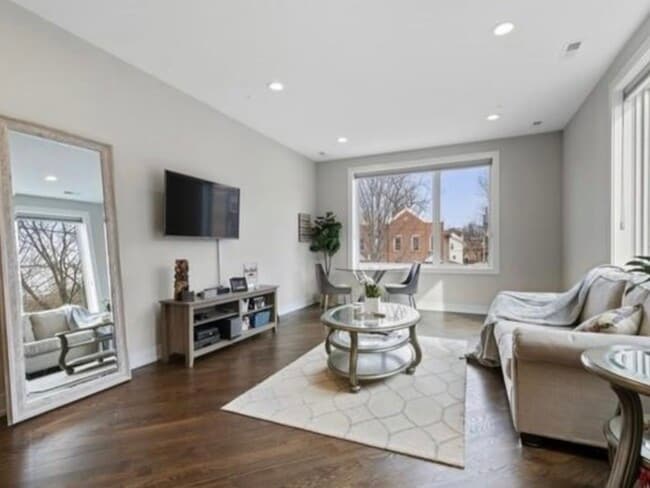 Foto del edificio - 2303 W Wilcox St