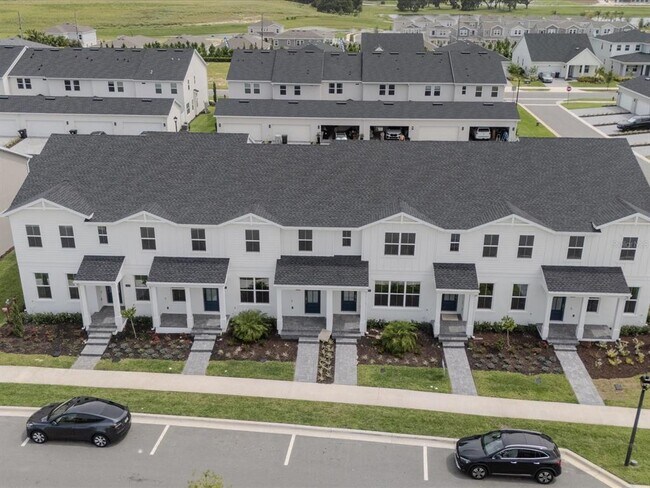 Foto del edificio - 1668 Crowncrest Dr