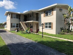 Building Photo - 344 33rd Ave N