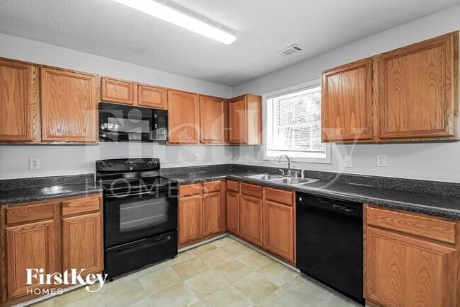 Building Photo - 7053 Bowie Dr