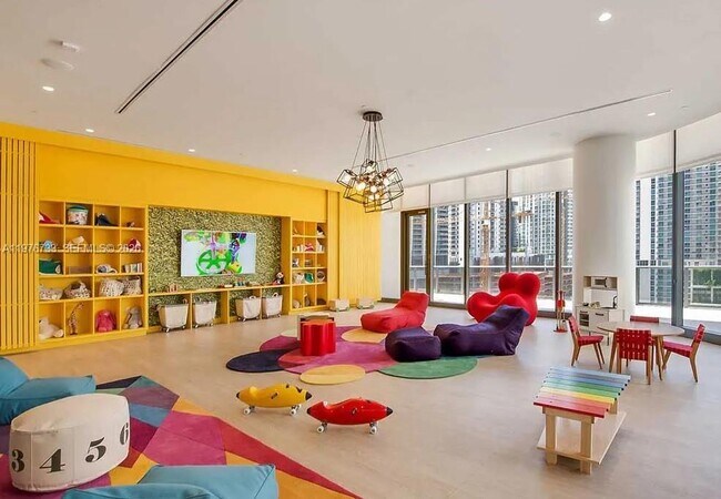 Foto del edificio - 55 SW 9th St