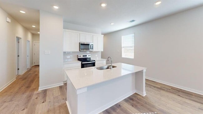 Building Photo - 201 Firefox Wy