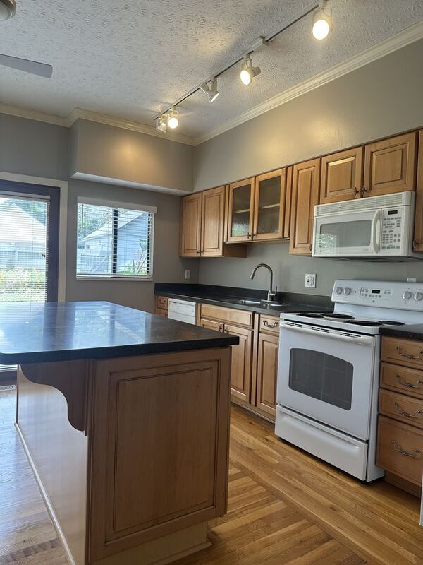 Foto del edificio - 820 Summit St