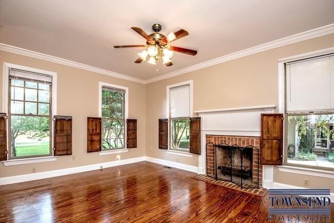 Building Photo - Charming 2-Story Home in Hope Mills (No Pets)