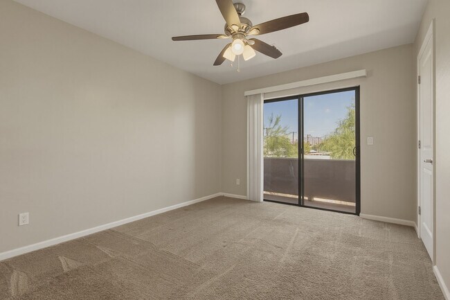 Foto del edificio - 3120 N 37th St