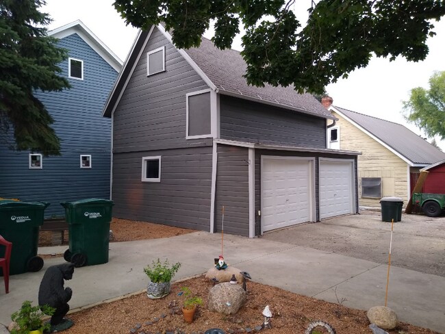 Foto del edificio - 115 N Mill St