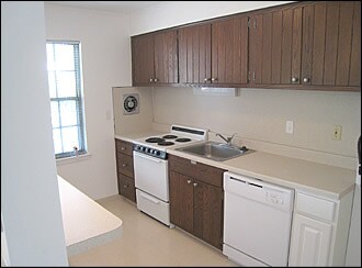 Building Photo - 44 N Waterloo Rd
