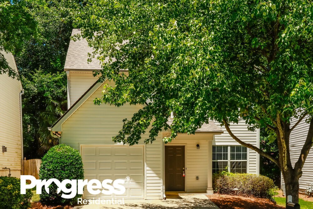 Lawrenceville, 
                        , –