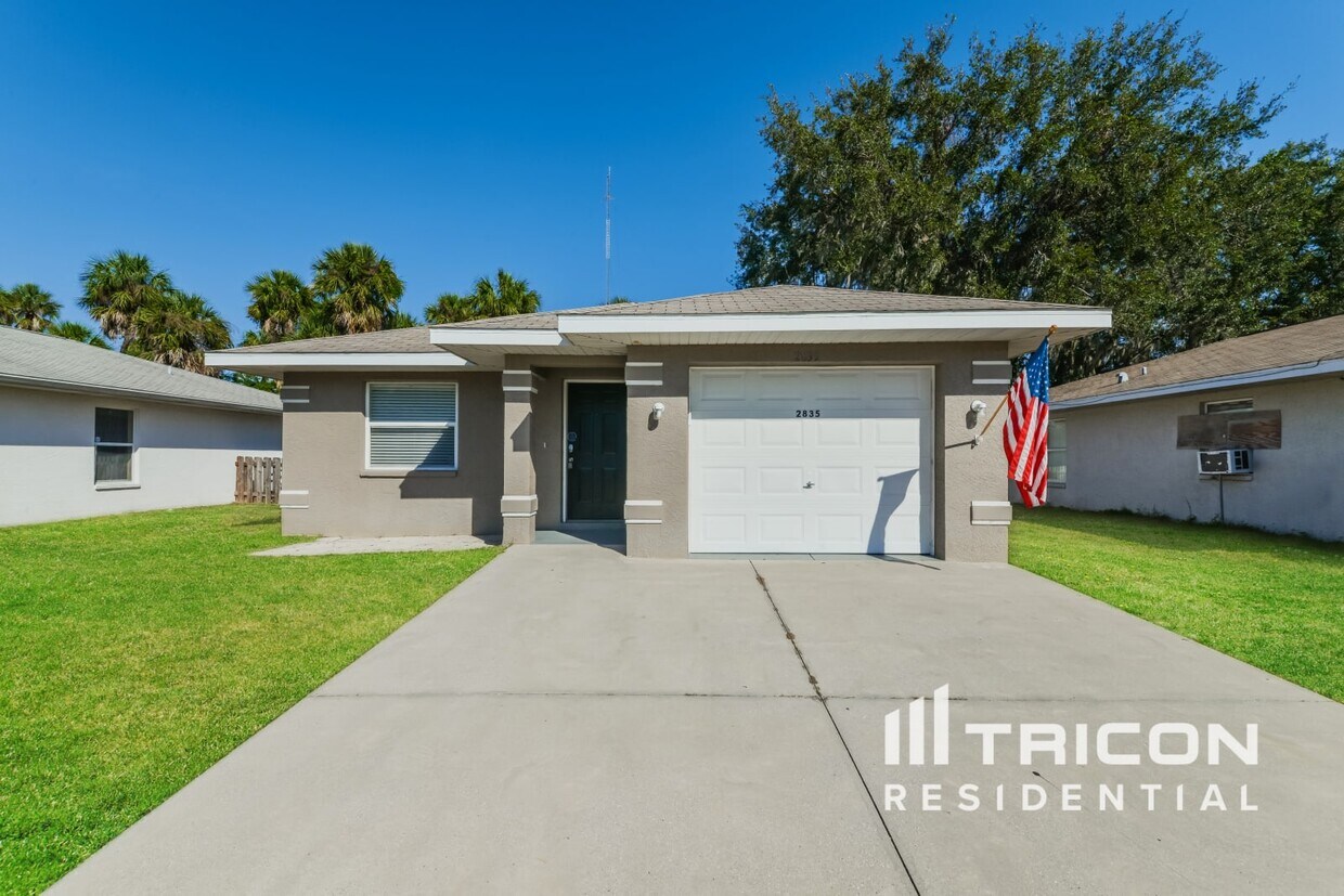 2835 31st Avenue E Bradenton FL House Rental in Bradenton, FL