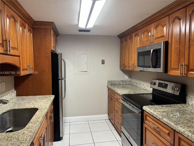 Building Photo - 7965 SW 86th St