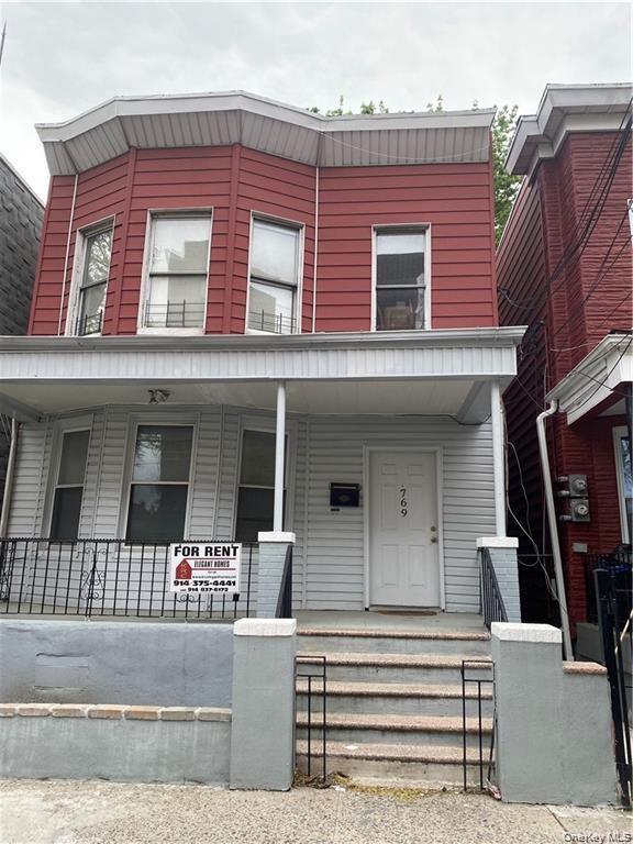 Building Photo - 769 E 223rd St