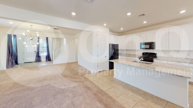 Building Photo - 10860 W Keuka Dr