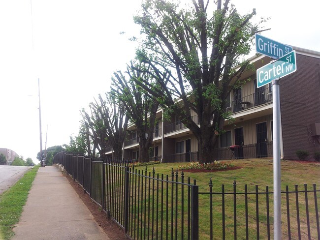 Foto del edificio - 741 Carter St NW