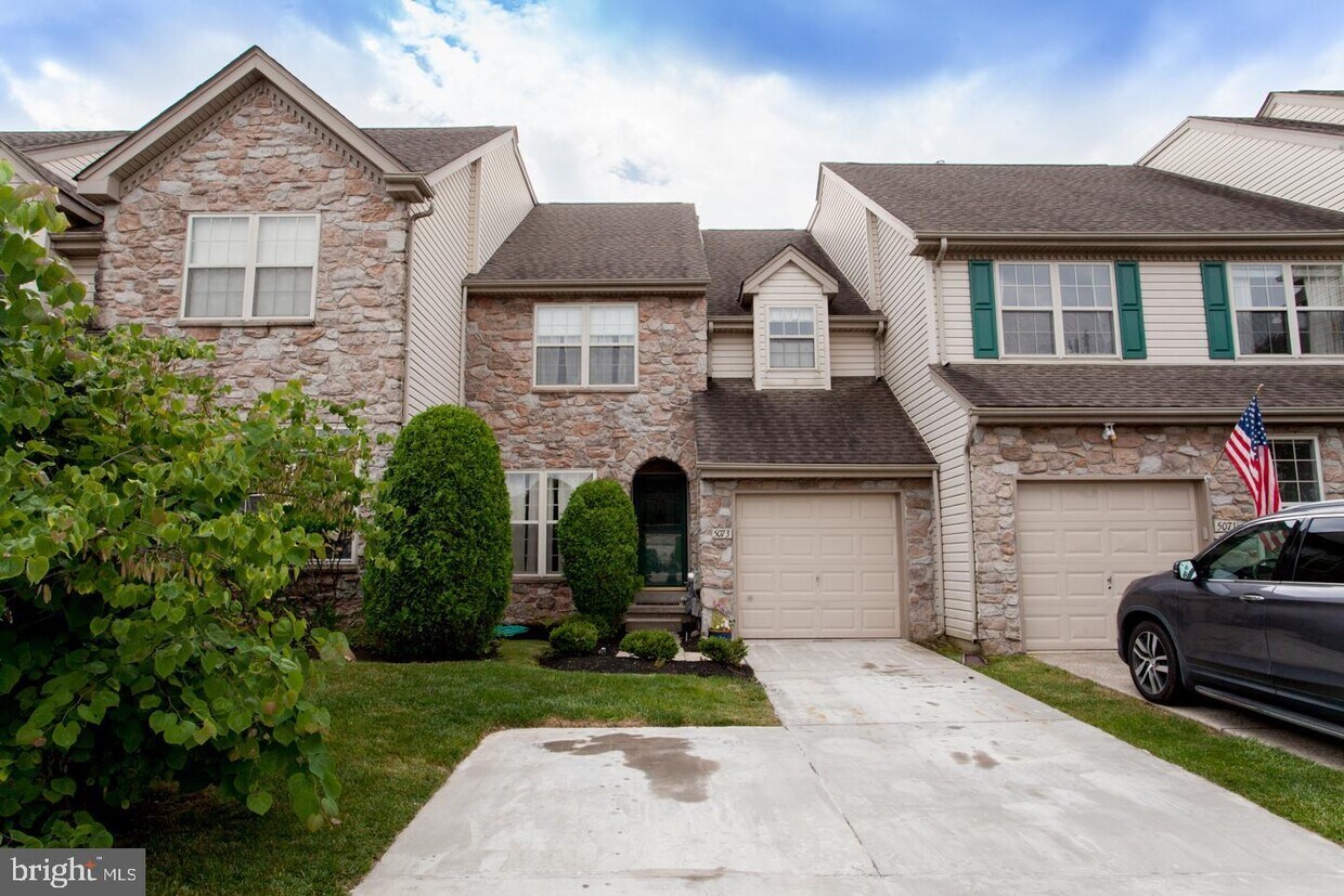 5073 Beacon Hill Ct, Doylestown, PA 18902 Townhome Rentals in