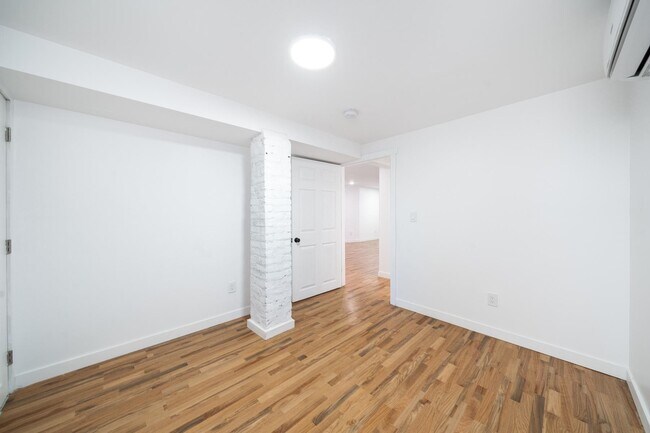 Foto del edificio - 141 Arlington Ave