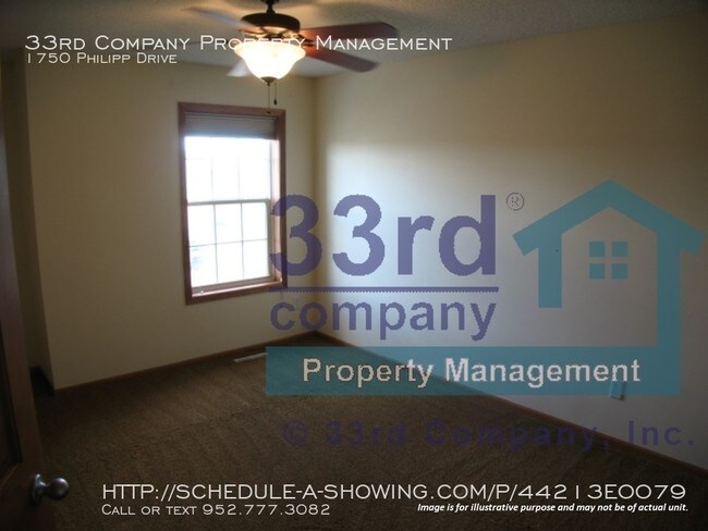 Building Photo - 1750 Philipp Dr