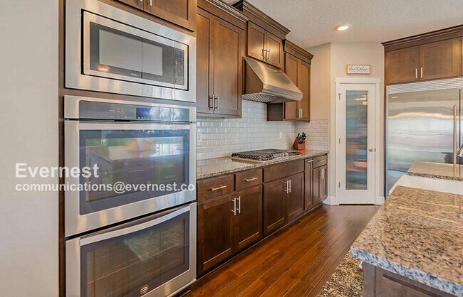 Foto del edificio - 5 Bed, 4 Bath / Section 8 Accepted / Available now!