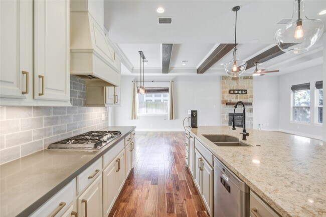 Foto del edificio - 135 Bella Luce