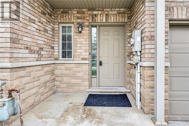 Building Photo - 301 Southbrook Dr
