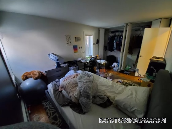 Foto del edificio - 524 Putnam Ave