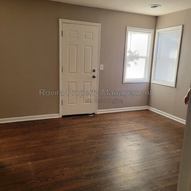 Foto del edificio - 239 N Glenwood Ave