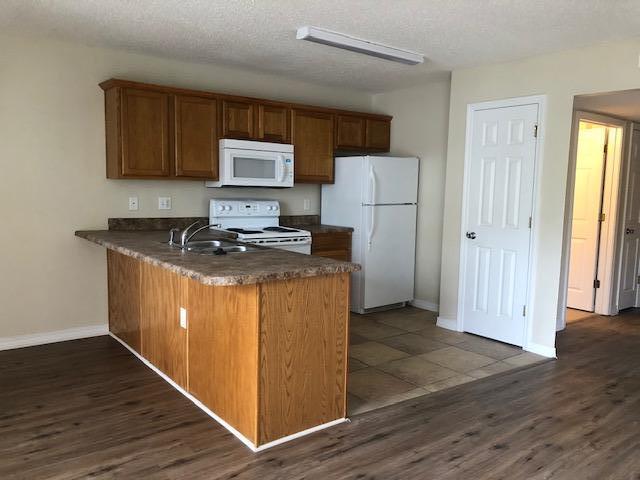 Primary Photo - 770 Rockport Ct