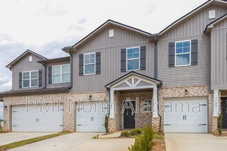 Building Photo - 7574 Discovery Pt Dr NW
