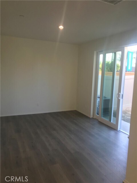 Foto del edificio - 2311 Via Promenade