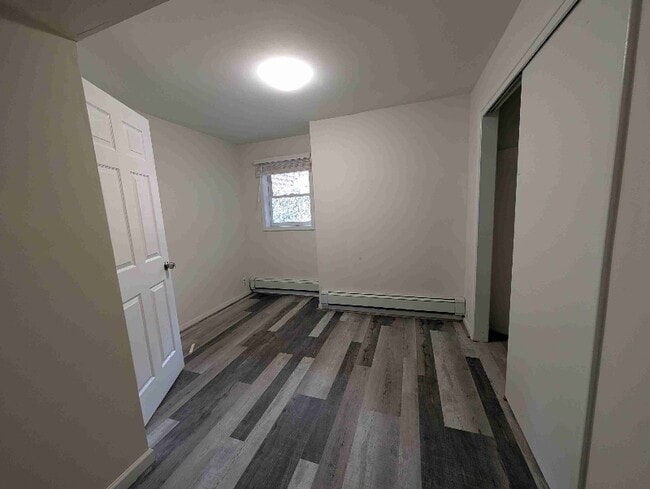 Building Photo - 0 Waterview Dr